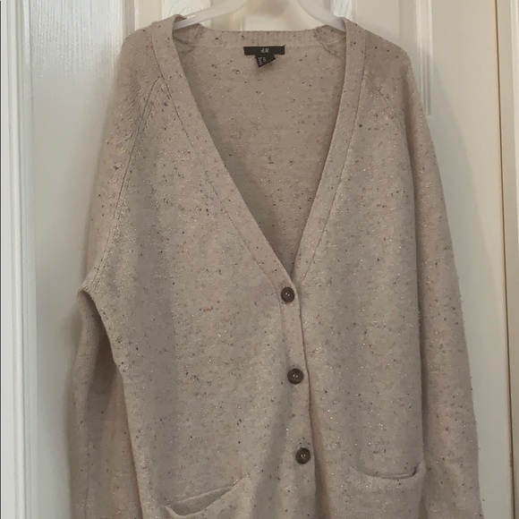 Oversized Cardigan - Picture 2 of 3